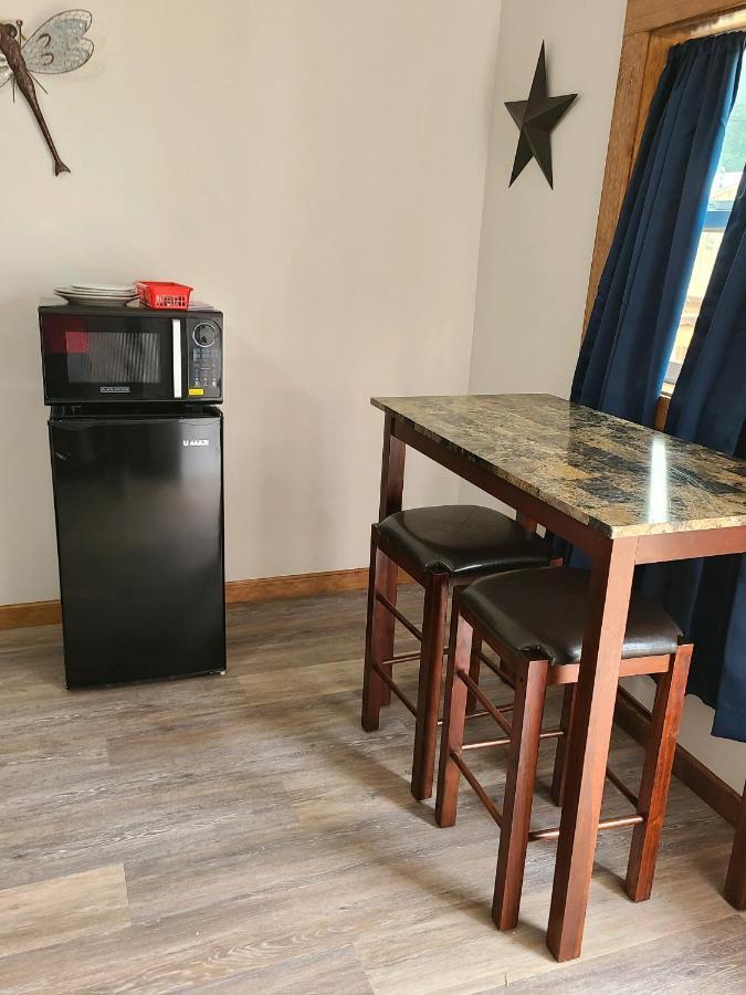 Eagle Rock Resort Naches Екстериор снимка